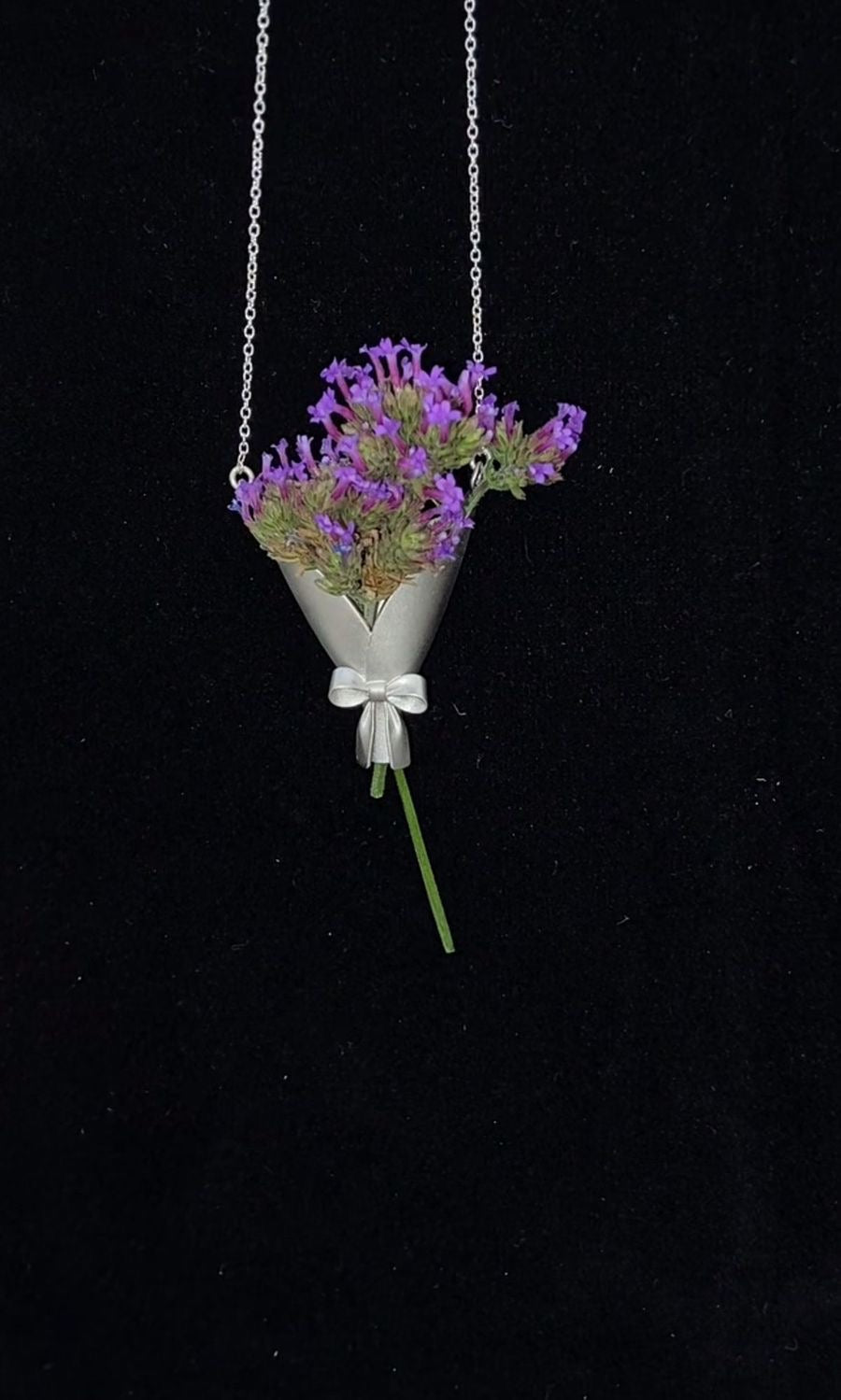 Bouquet Necklace